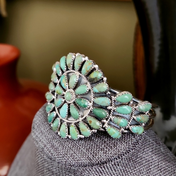 Amazing NWT Native American Navajo Turquoise Flower Cluster Cuff Bracelet 💙 - Picture 15 of 16